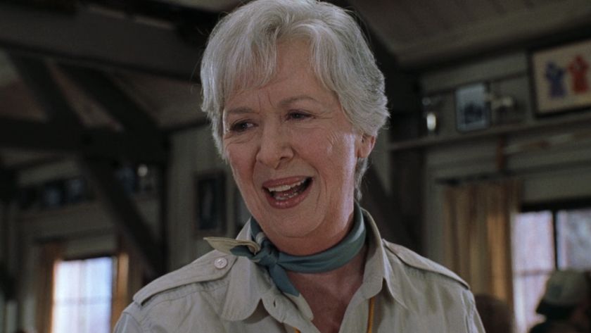 Marva Kulp Sr. (Polly Holliday) talks in The Parent Trap