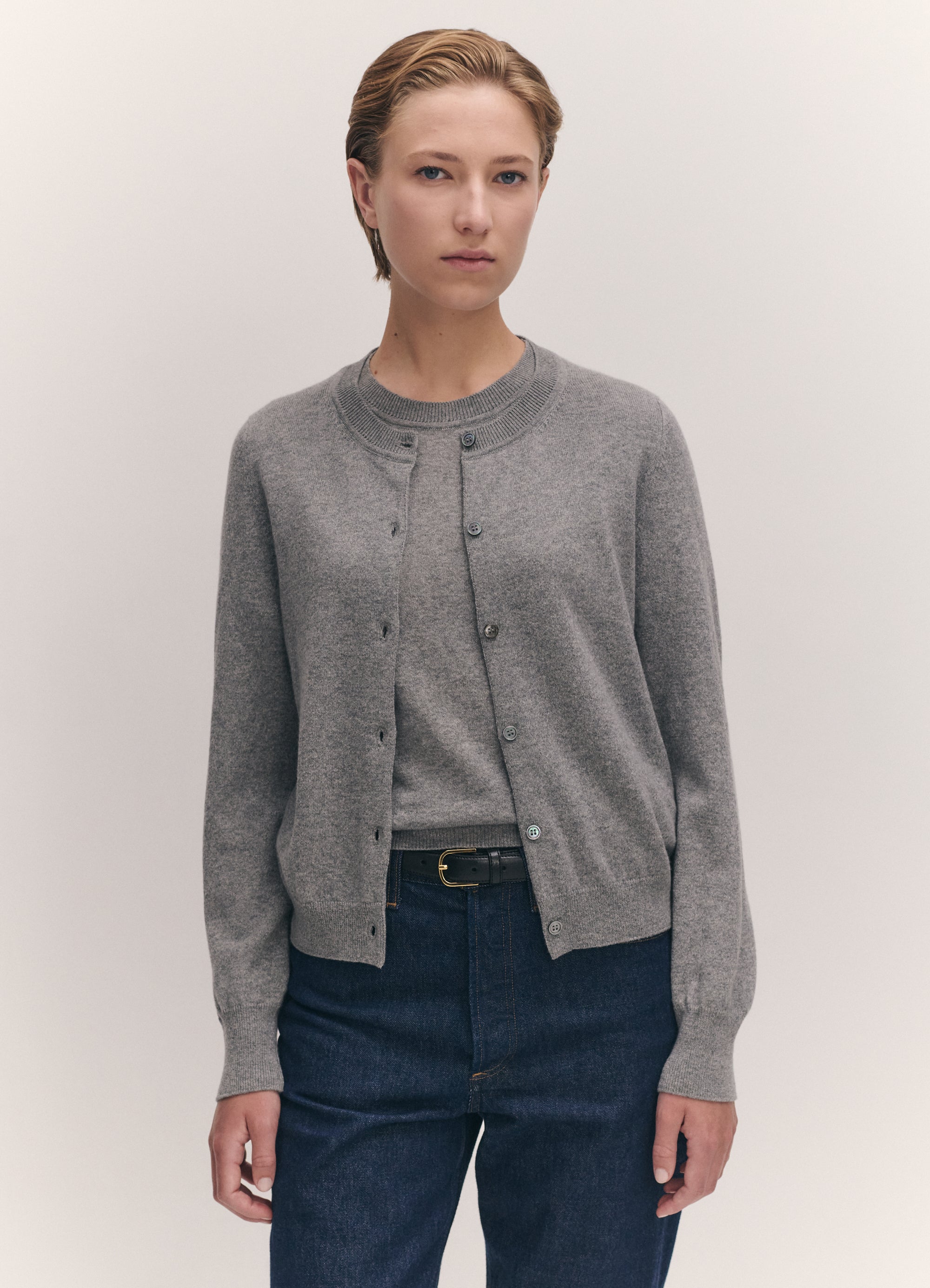 Enya Cashmere Cardigan in Soft Grey