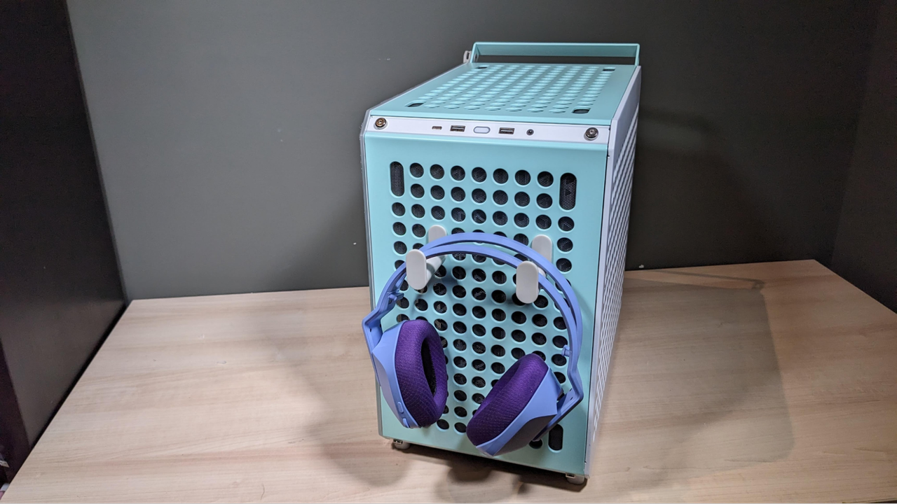 Cooler Master Qube 500