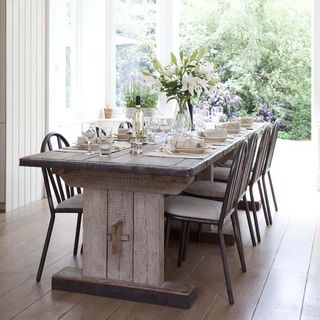 dining room with oak table and chairs