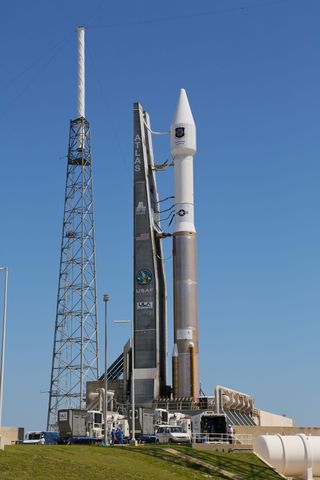 Atlas V GPS 2F-4 Launch