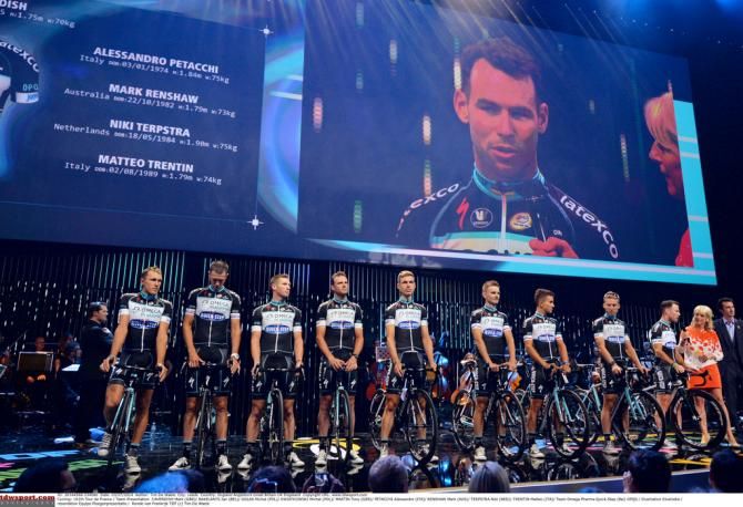 Omega Pharma-Quick Step presented to the crowd