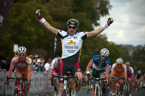 Aaron Kemps (V Australia) takes out his third stage of the tour in Ulverstone.