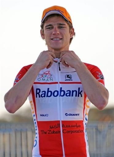 Theo Bos (Rabobank Cycling Team) on the podium and in the lead