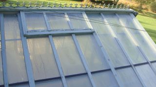 conservatory roof with condensation