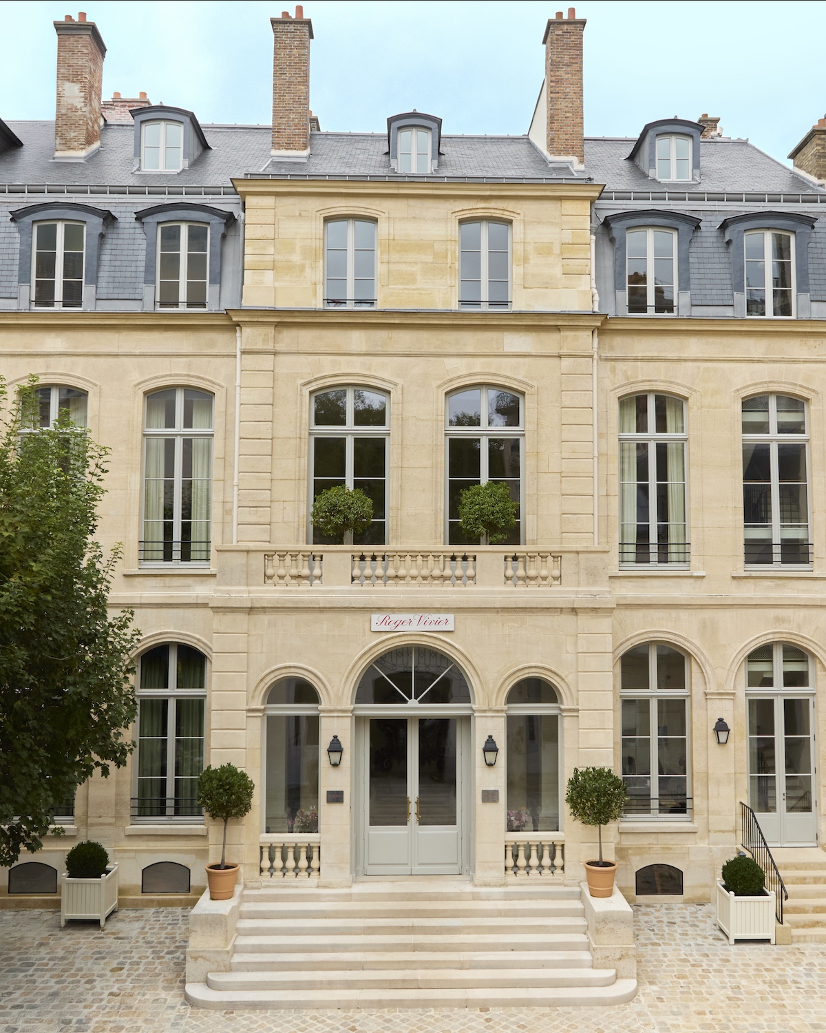 Roger Vivier Shoes Maison Headquarters Paris France