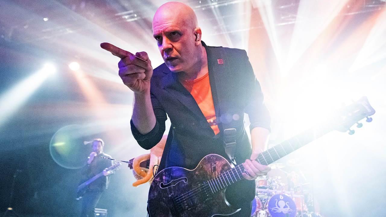 MADRID, SPAIN - MARCH 17: Canadian singer and guitarist Devin Townsend performs on stage at La Riviera on March 17, 2023 in Madrid, Spain. (Photo by Mariano Regidor/Redferns)