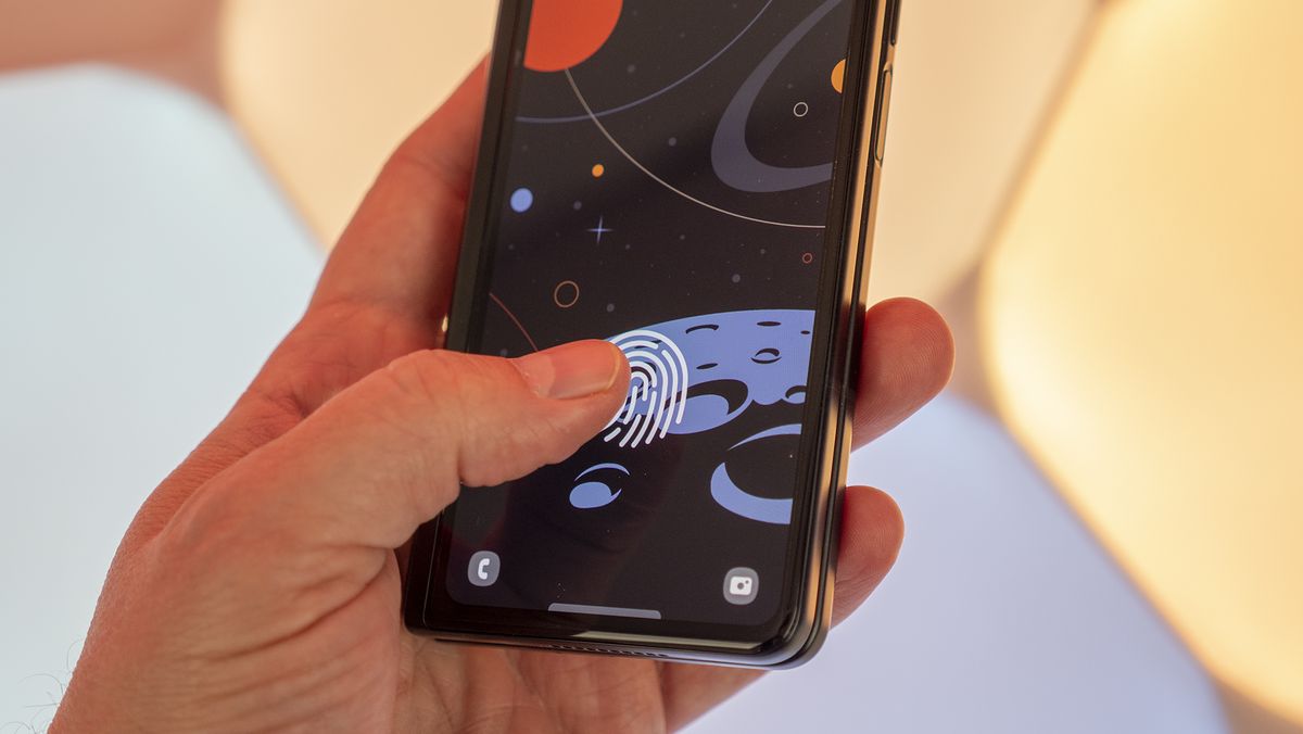 Galaxy Z Fold 4 and Flip 4 are bringing back our favorite fingerprint scanner