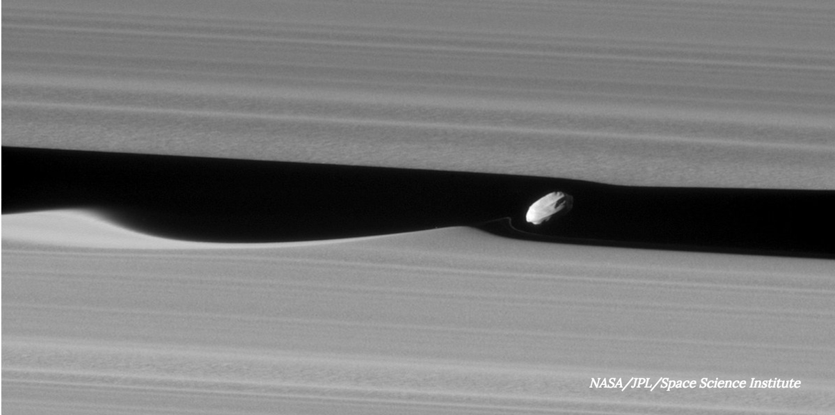 Cassini Gets Up Close and Personal With Saturn's 'Wavemaker' Moon