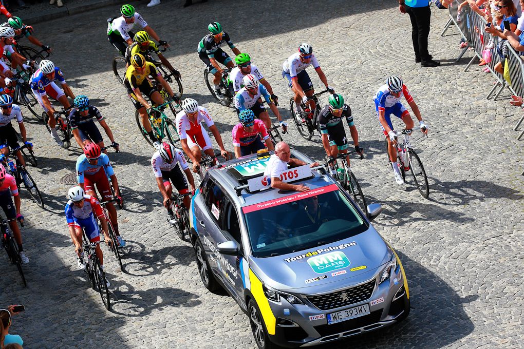 Stage 2 at the Tour de Pologne gets underway
