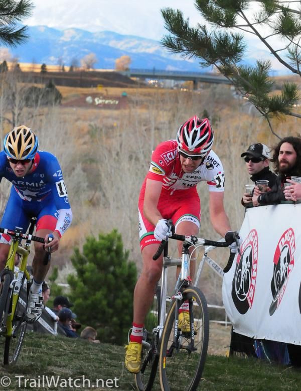 Troy Wells (Clif Bar) was locked in a battle with Danny Summerhill.