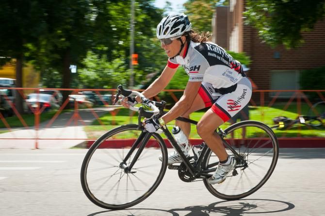 Colorado heavy hitter Julie Emmerman, Rally Sport, makes her way through a corner. Julie is always considered a favorite in most criteriums in Colorado.