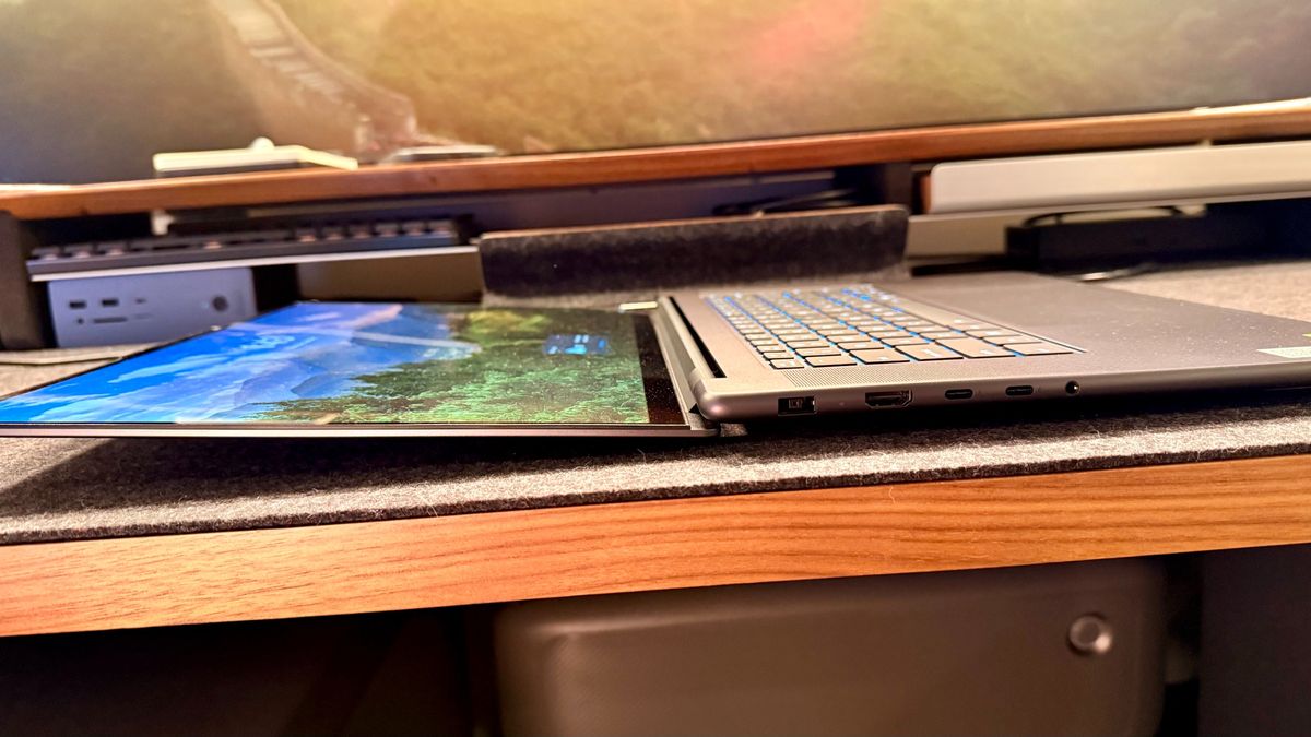 Lenovo | Pro 9i AE Gen 11