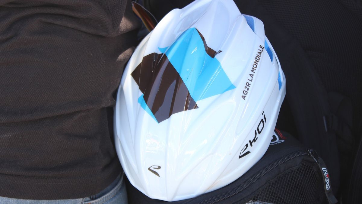 AG2R-La Mondial's Ekoi Corsa helmet with the aero shell