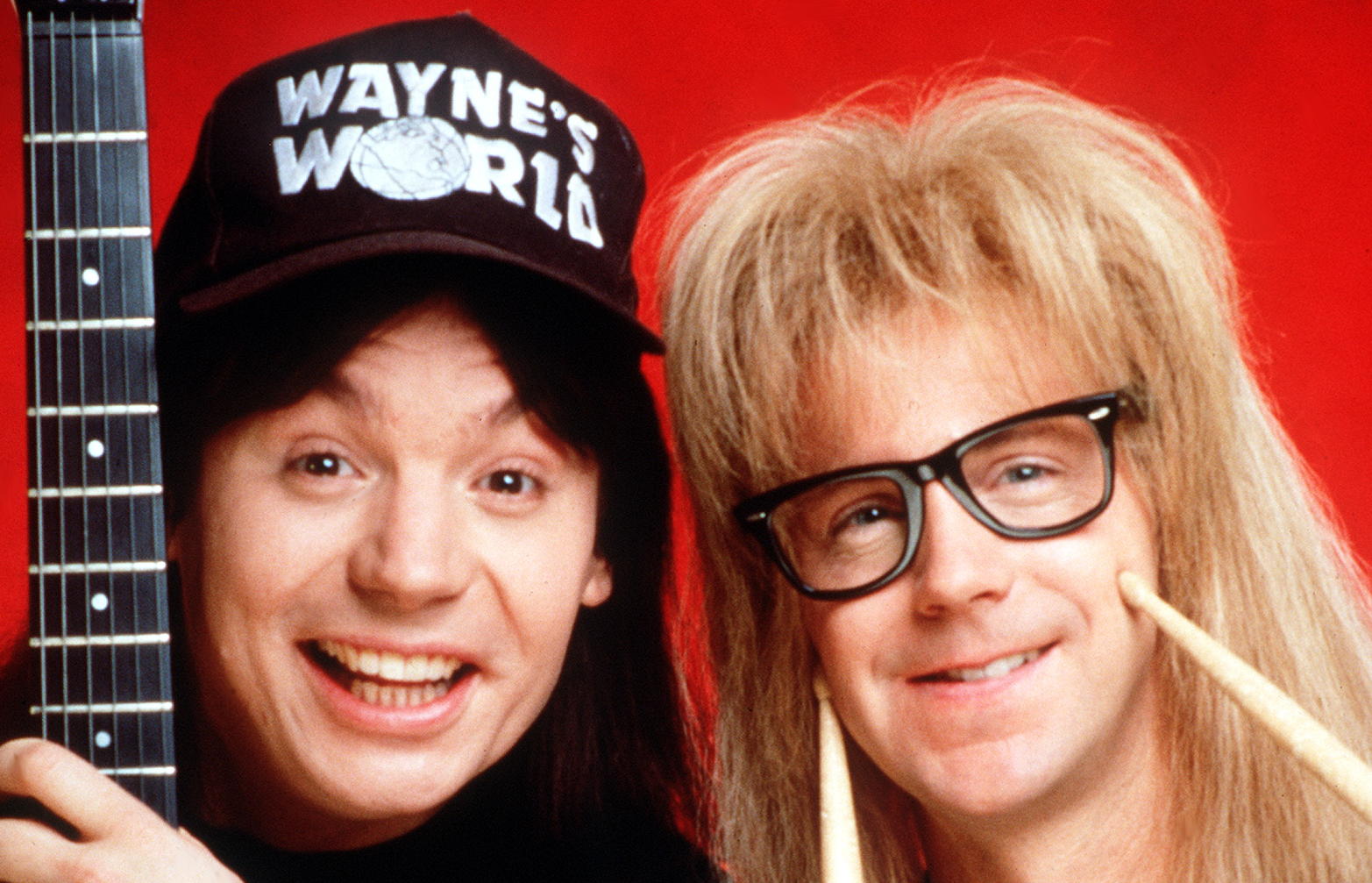 TV tonight Mike Myers and Dan Carvey star.