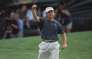 David Toms celebrates winning the 2001 PGA Championship