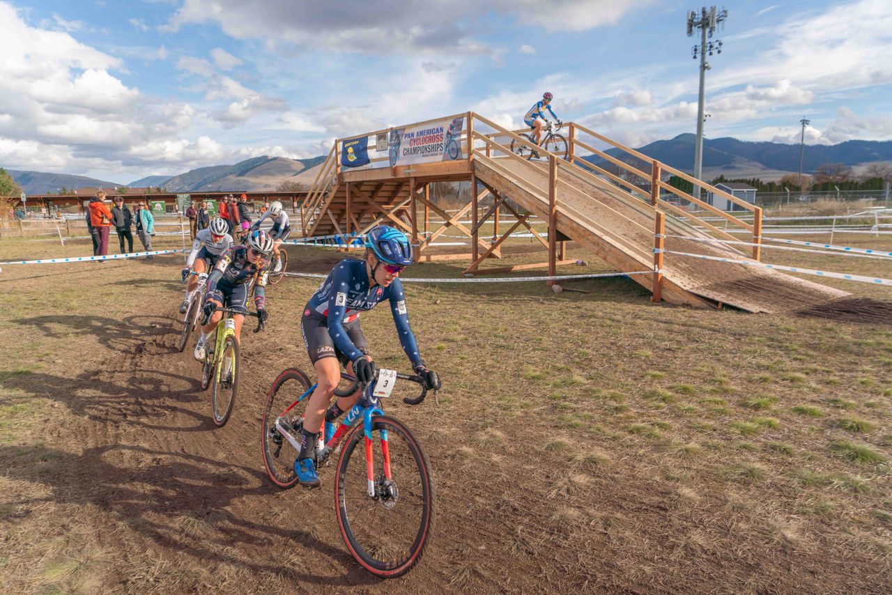 Clara Honsinger leads the elite men's 2023 Pan American Cyclocross Championships