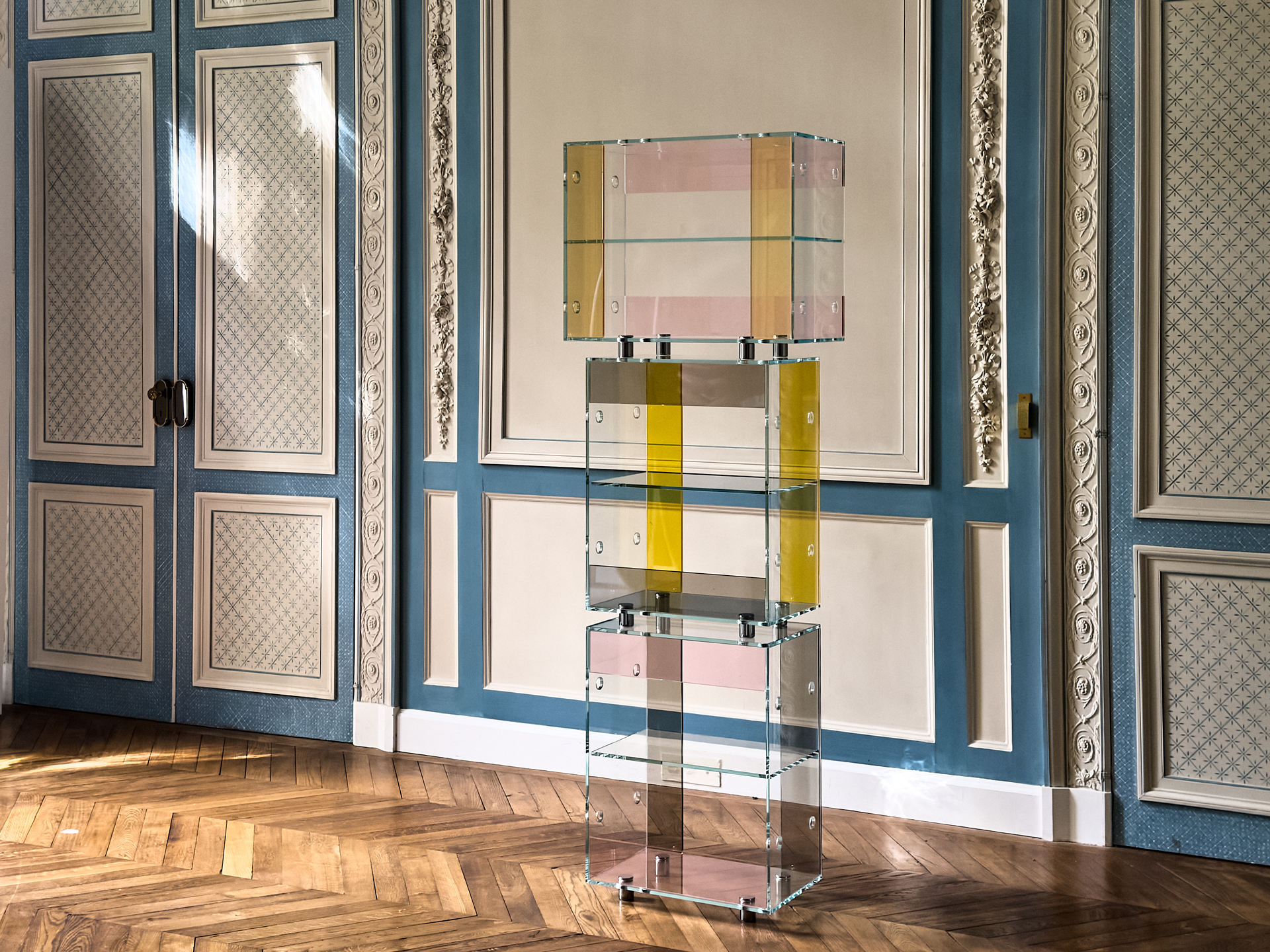 art objects at design Miami Paris, system of boxes