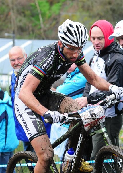 Manuel Fumic (Cannondale) with an impressive early lead