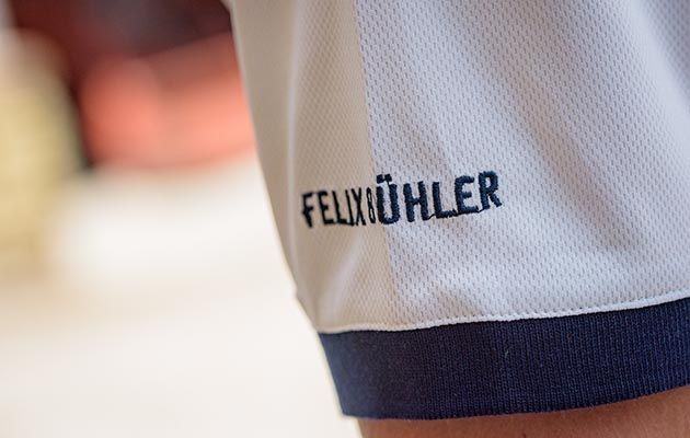 Felix B&uuml;hler Men&rsquo;s Functional Competition Shirt Lyon review