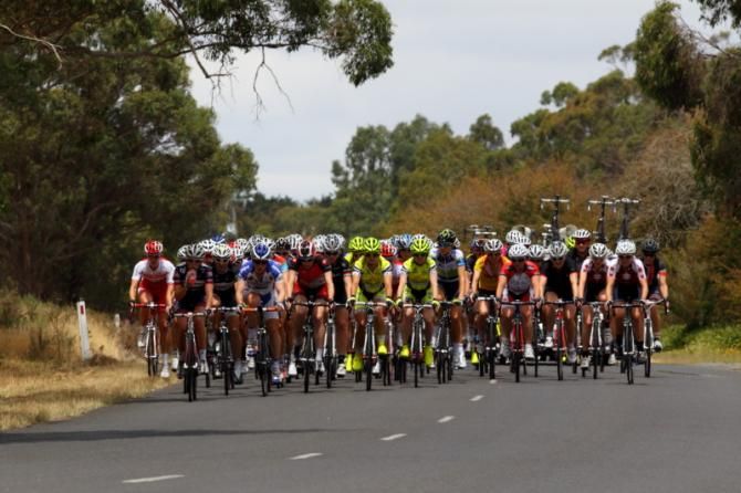 The bunch did not seem in a hurry to catch the break