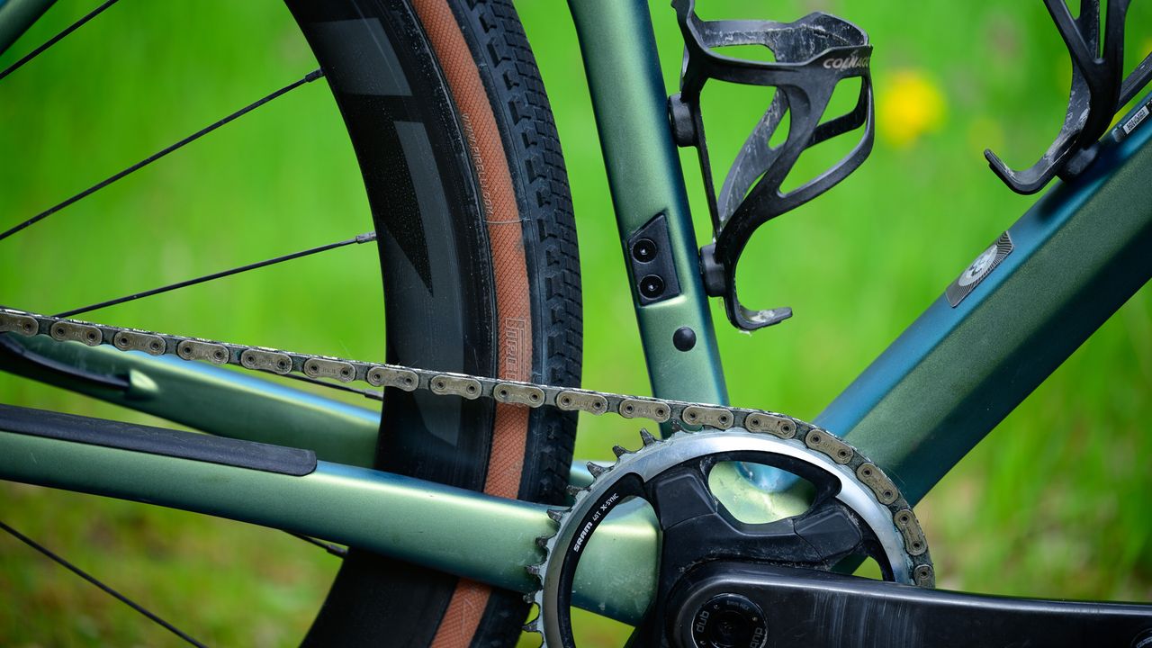 Colnago C68 Gravel from derailleur mount