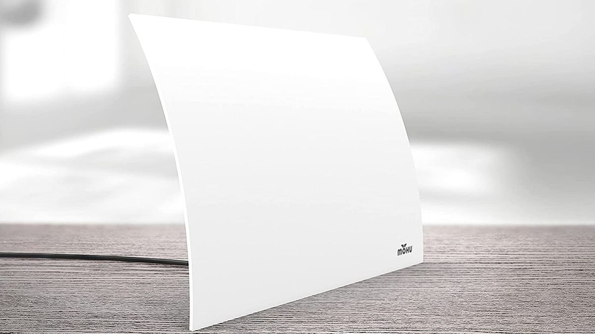 mohu arc indoor antenna on table