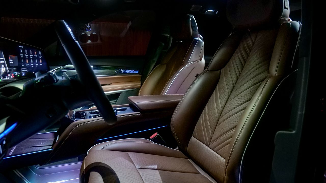 2026 Cadillac Vistiq test drive.