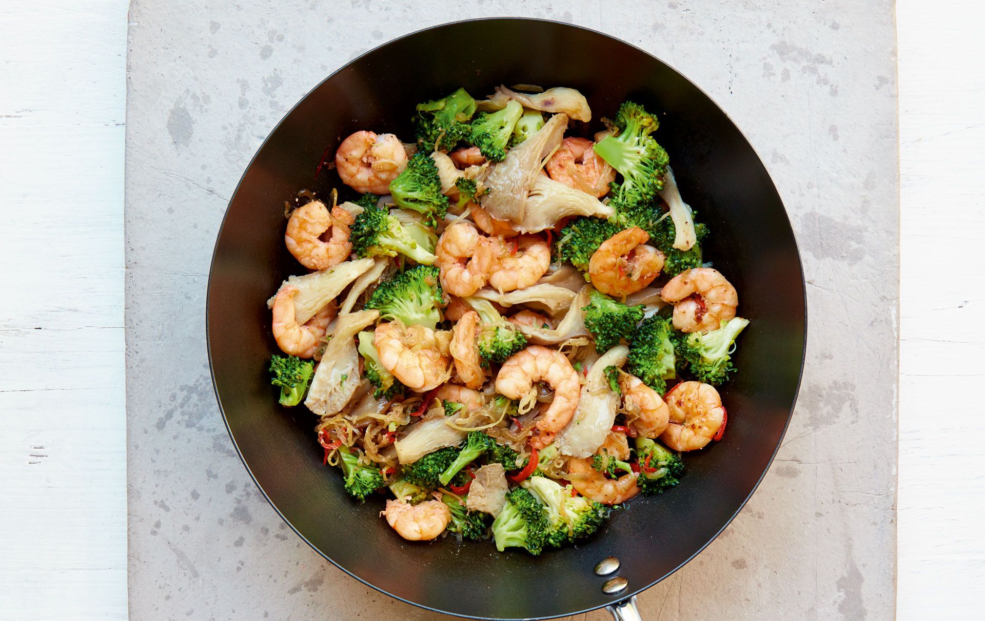 Mary Berry&rsquo;s king prawn and broccoli stir-fry with black bean sauce recipe