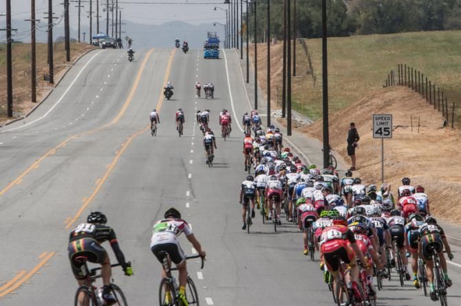 The mens field gets a little broken up after a last lap crash.
