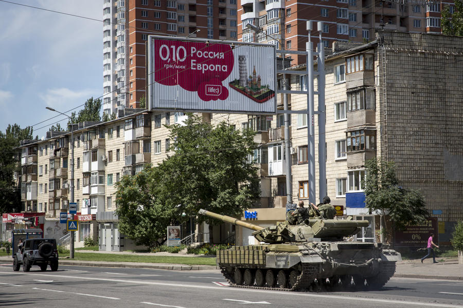 E.U. leader: Russia pushing Ukraine conflict toward 'the point of no return'