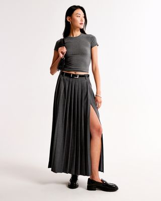 Mid Rise Pleated Maxi Skirt