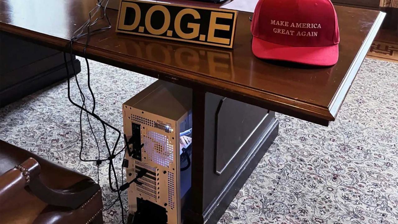 The new DOGE gaming PC
