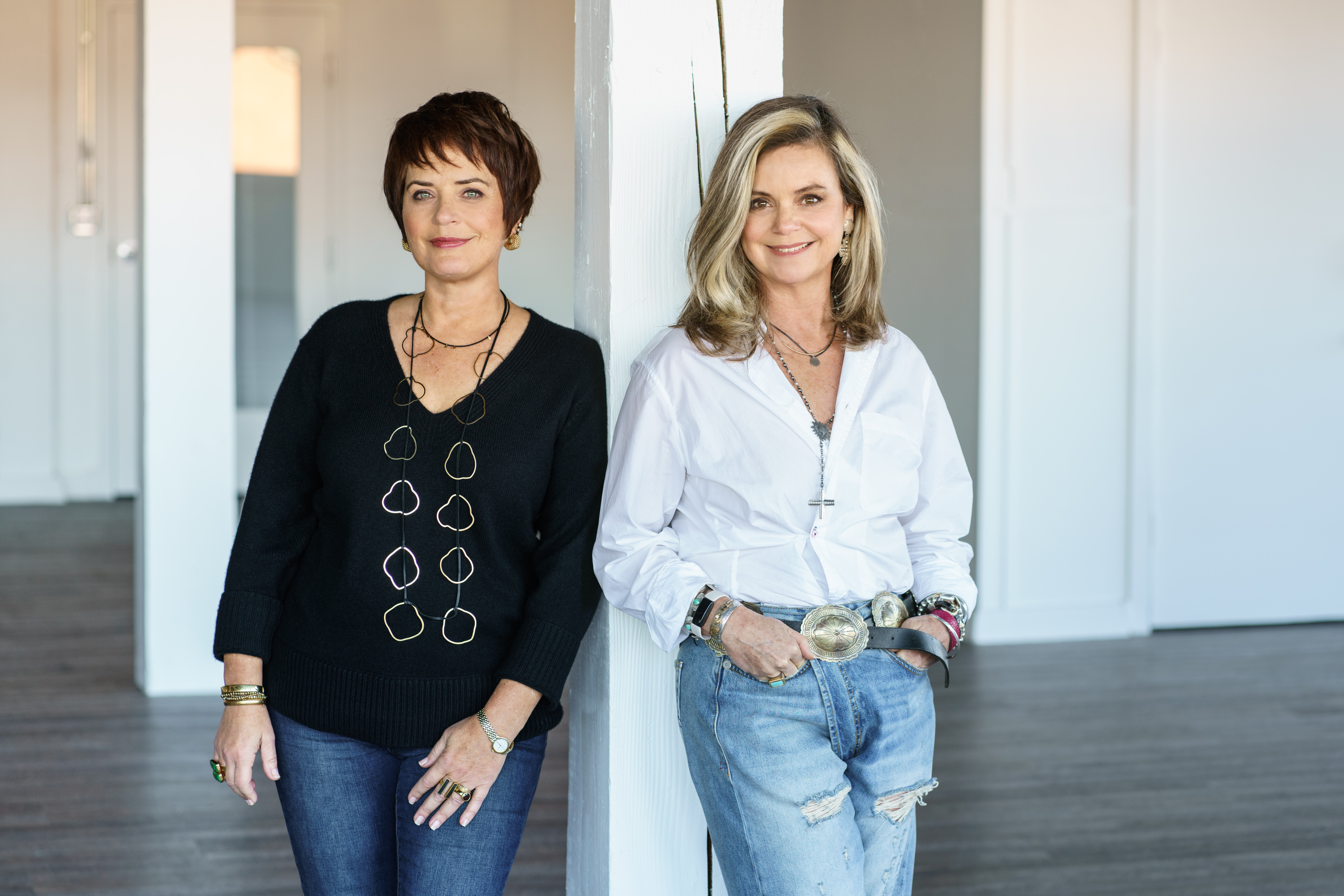  Mansfield O’Neil Interior Design founders Tiffany and Lisa