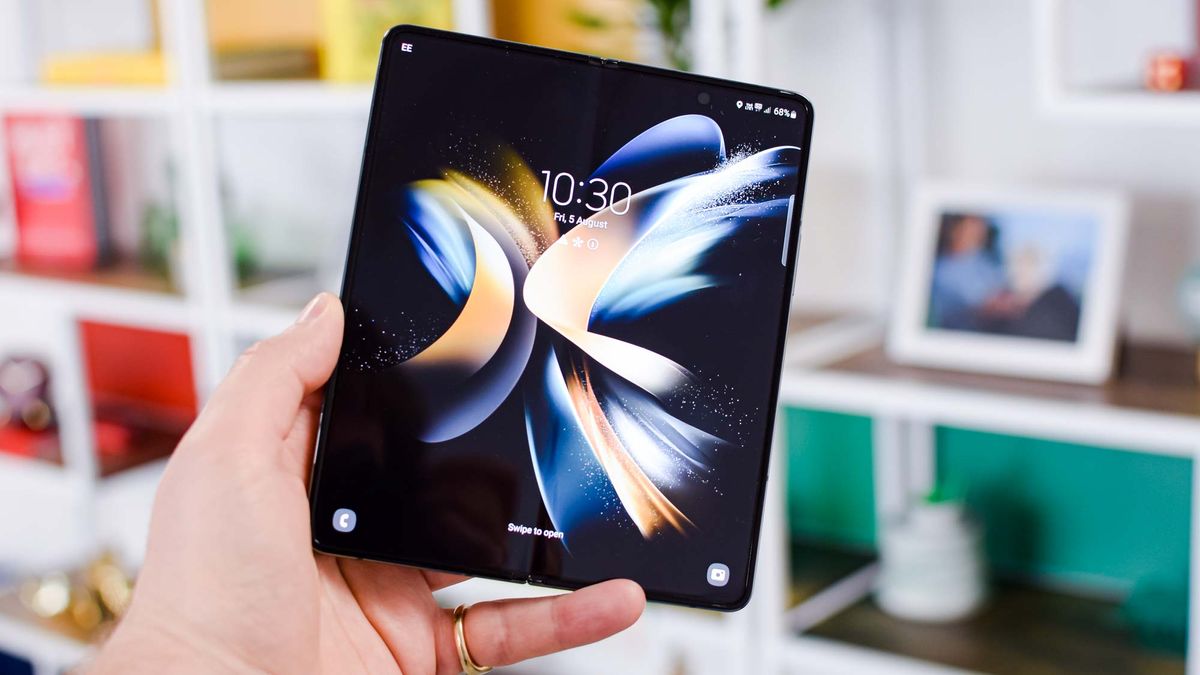 Samsung's Galaxy Z Fold 5 Still Doesn't Have S Pen Storage: Here's Why -  CNET