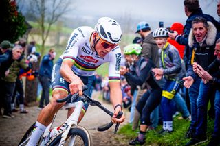Mathieu van der Poel on the way to his dominant E3 Saxo Classic victory