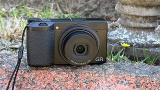 Ricoh GR III HDF