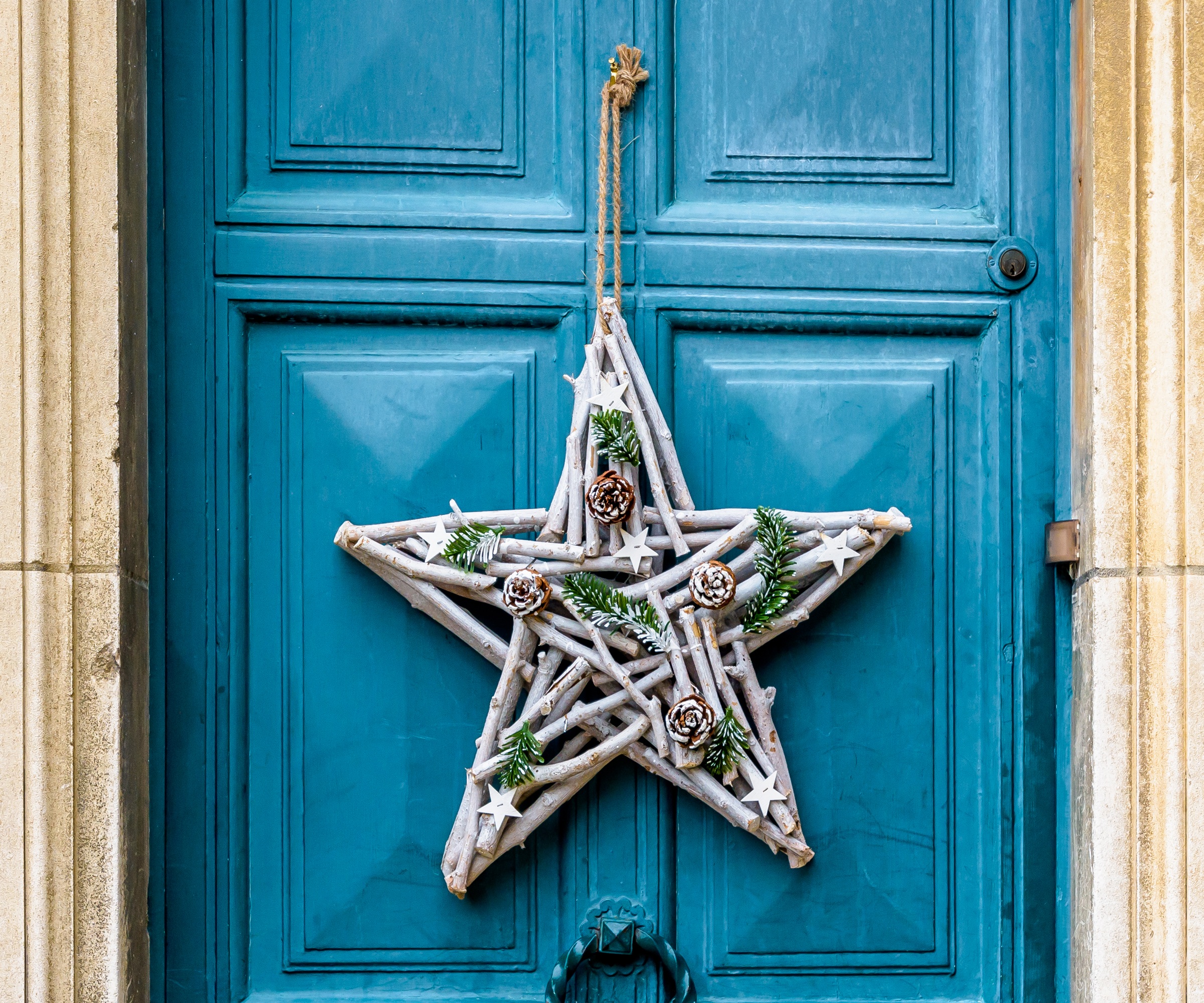 Festive star, hanging decoration