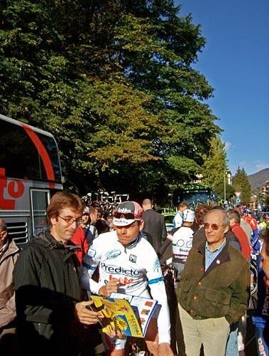 Australia's Cadel Evans (Predictor-Loto) was in demand at the season-ending event.