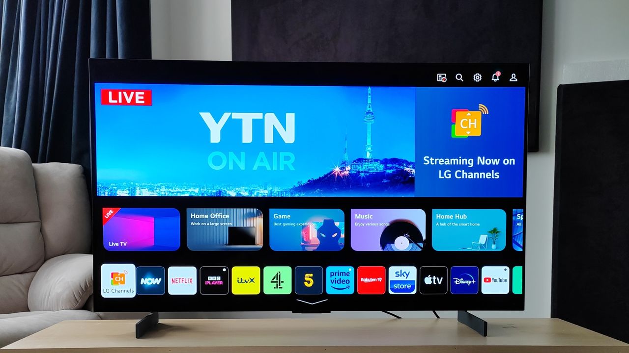 LG OLED C3 displaying a menu