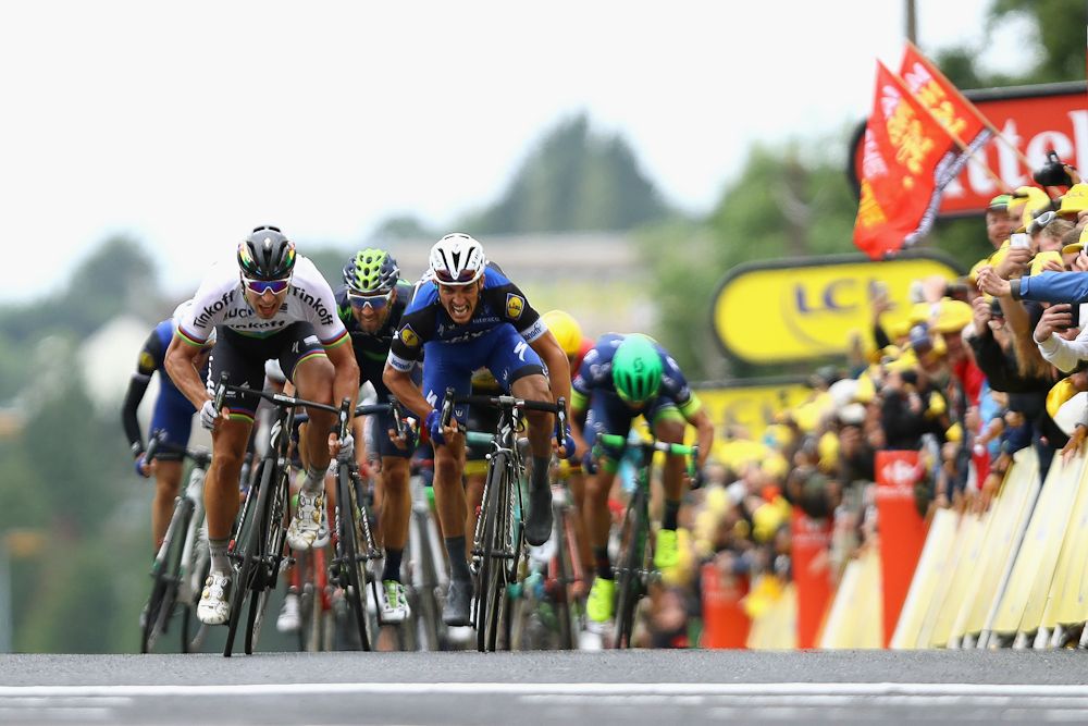Peter Sagan powers to the line ahead of Julian Alaphilippe during stage 2