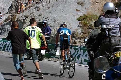 Fans cheer on eventual stage winner Tom Danielson (Discovery Channel).