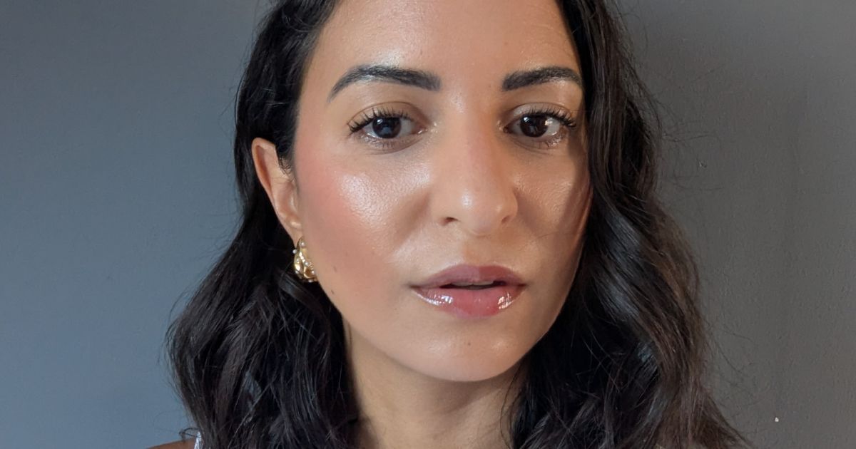 9 Blurring Foundations That Never Fail to Smooth Skin Texture