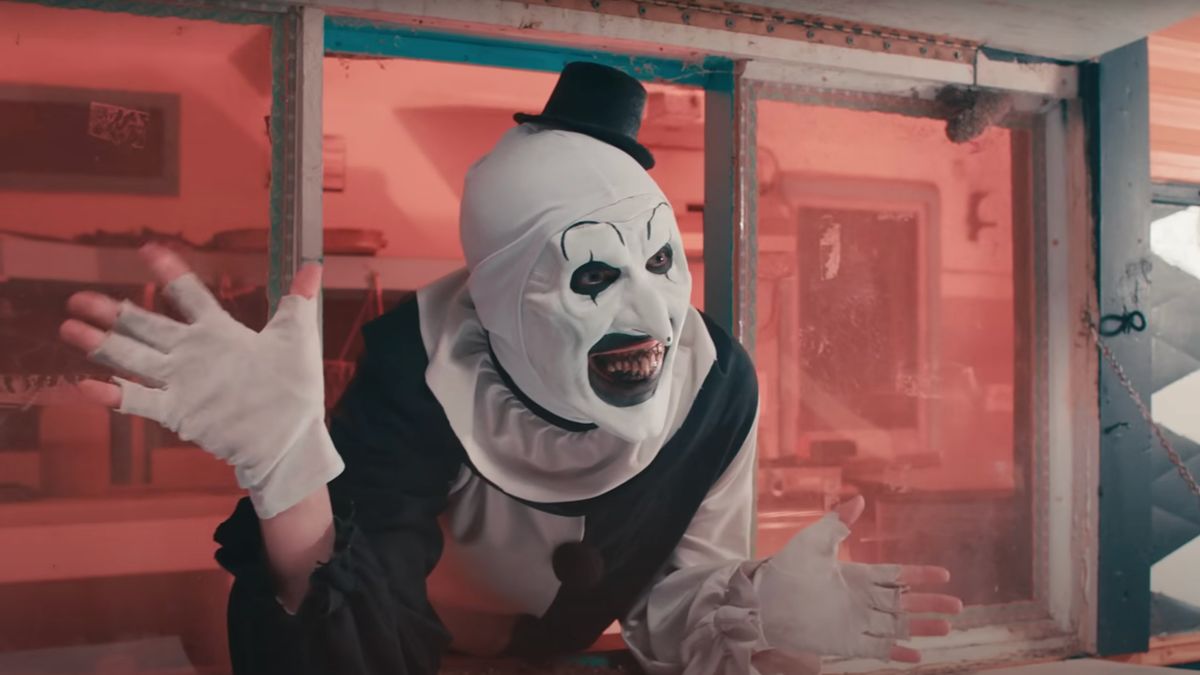 Art The Clown in Terrifier 2