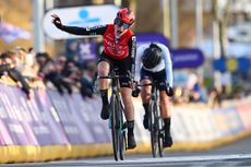 Lotte Claes outsprints Aurela Nerlo to take her first career win 