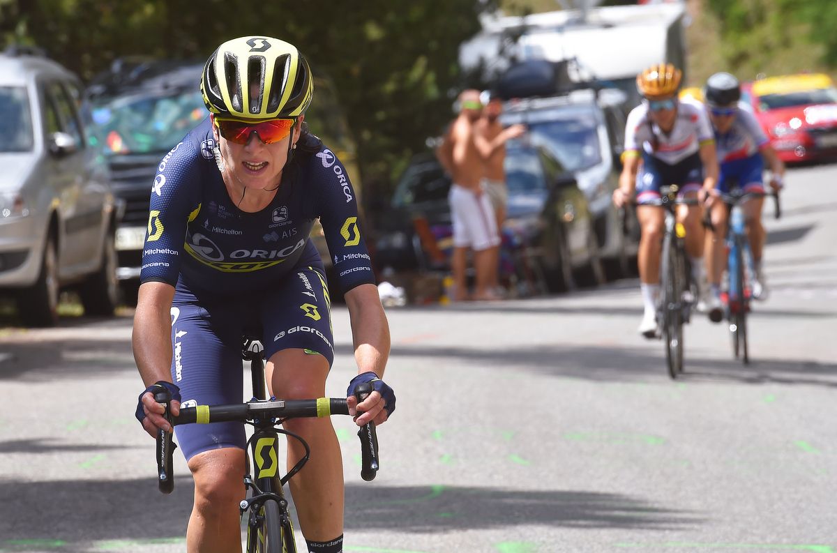 Annemiek van Vleuten (Orica Scott) gets her winning gap