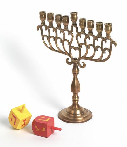 Scott Walker agreed to display a menorah, signed letter 'Thank you and Molotov'