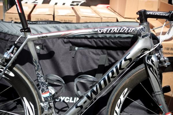 Custom paint and graphics for Andy Schleck's new Specialized.