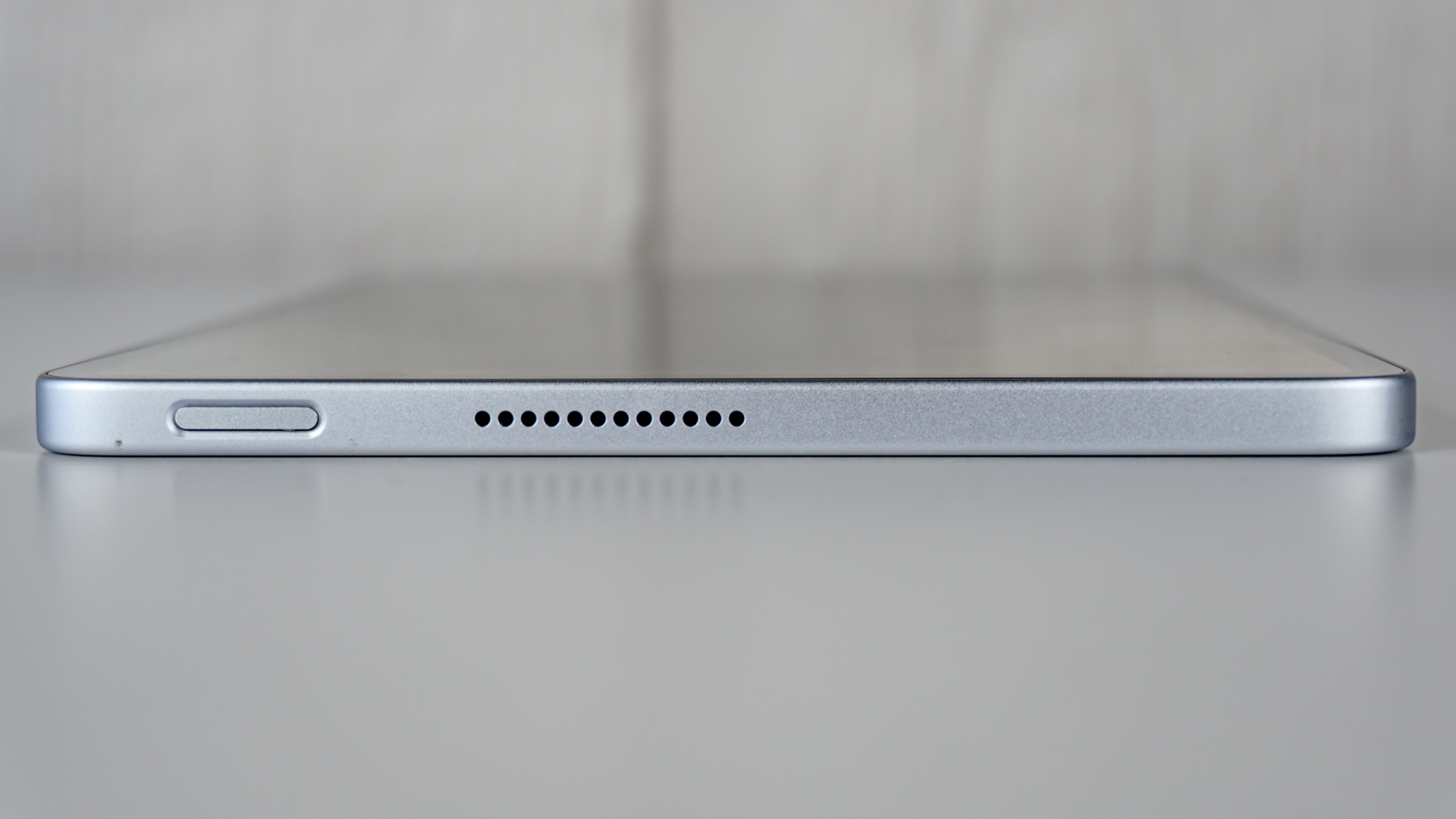 The RedMagic Astra 2's power button with integrated fingerprint scanner