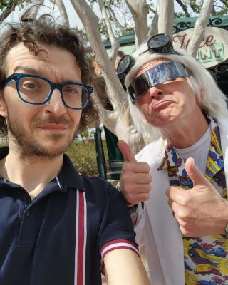 A selfie with a Doc Brown actor at Universal Studios Florida.
